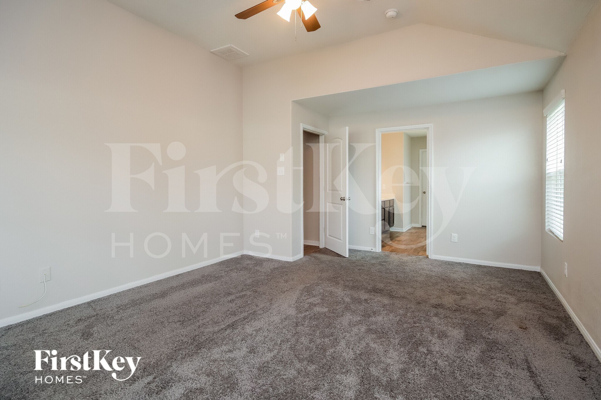 Building Photo - 1023 Ranch Oak Dr