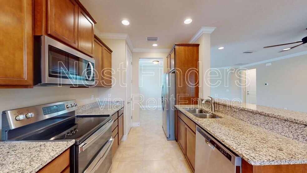 Building Photo - 29 Lakefront Ln