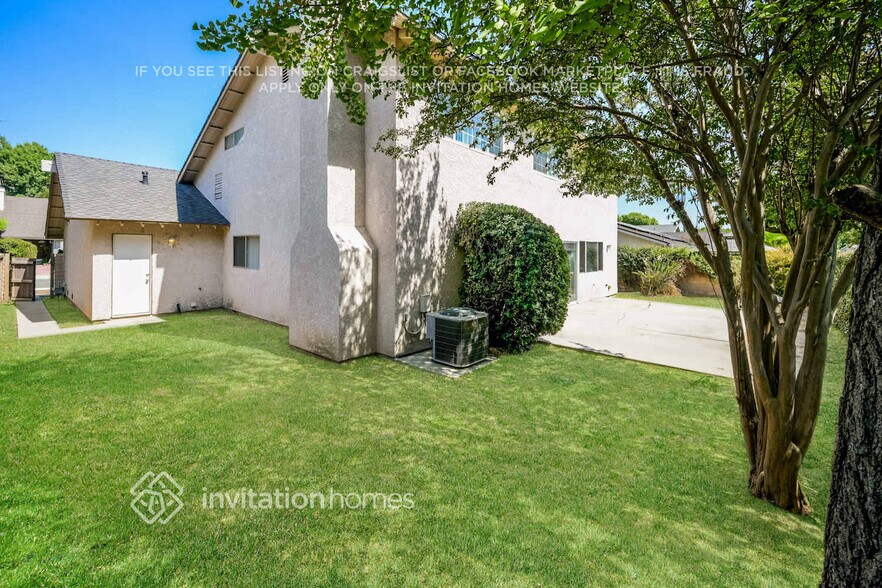 Building Photo - 23946 Rotunda Rd