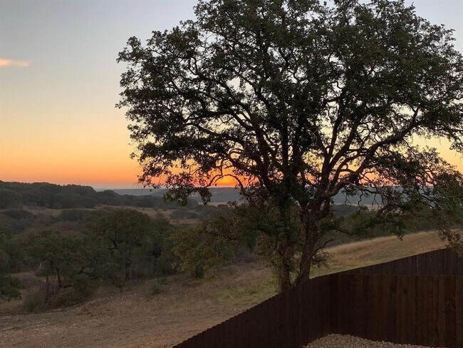 Building Photo - 2012 Centerline Ln