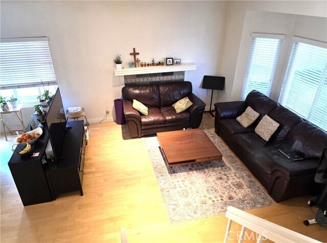 Building Photo - 388 Fallingstar