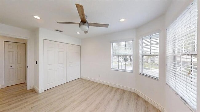 Building Photo - 5120 Coronado Ridge