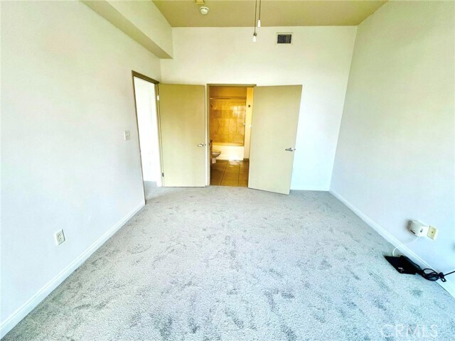Building Photo - 388 E Ocean Blvd