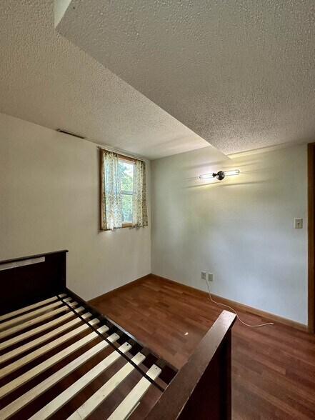 Building Photo - 333 Rockwell Ave