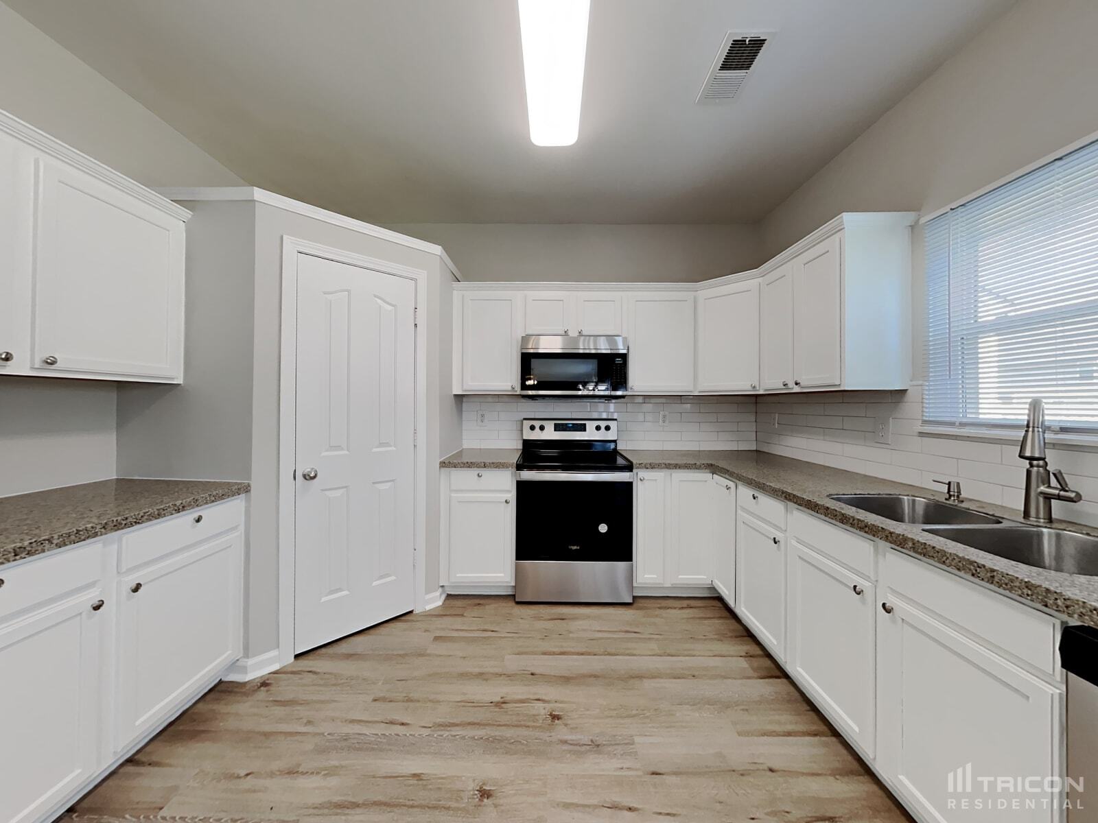 Building Photo - 514 Rook Rd