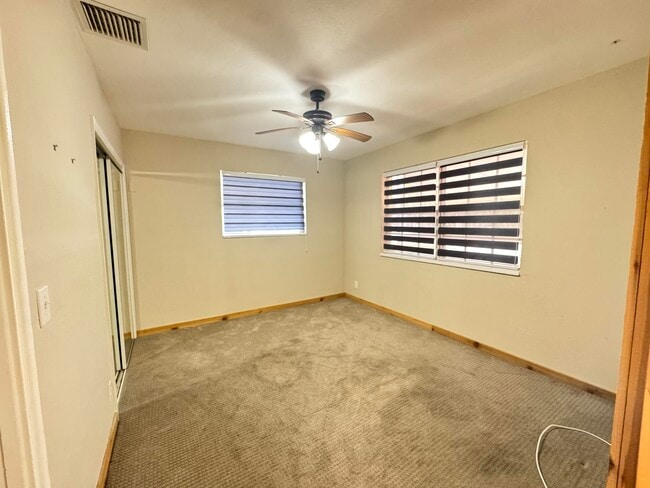 Building Photo - 8341 Sunset Dr