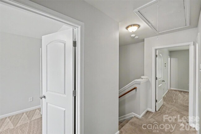 Building Photo - 13983 Singleleaf Lane