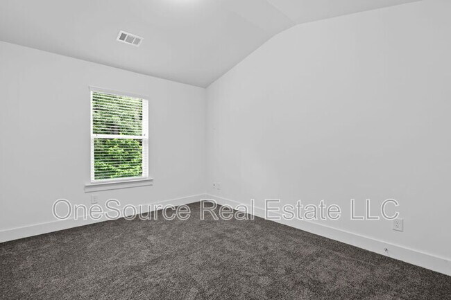 Building Photo - 5350 Brooklands Dr