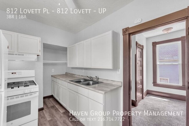 Building Photo - 812 Lovett Pl