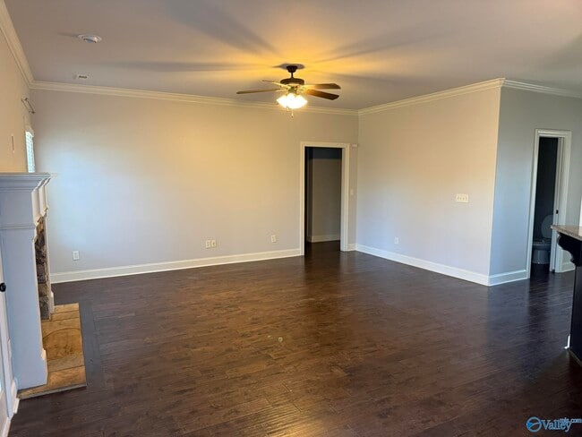 Building Photo - 134 Somer Creek Ln