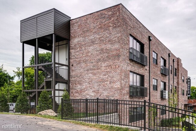 Building Photo - 1225 Lischey Ave