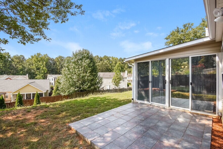 Building Photo - 3223 Deer Valley Dr NW