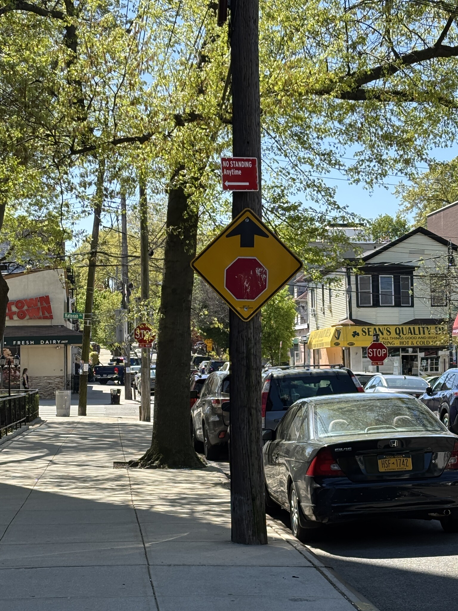 Shops on the corner - 325 E 235th St