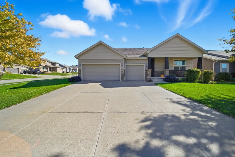 Primary Photo - 10603 S 213th St