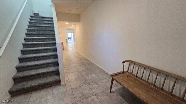 Building Photo - 10971 Meridian Flds Ave