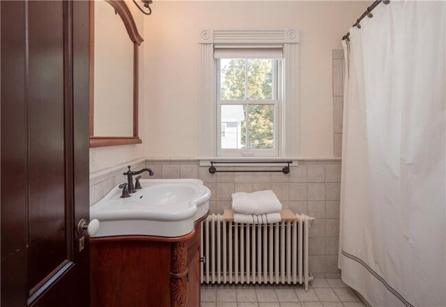 Building Photo - 17 Lincoln St