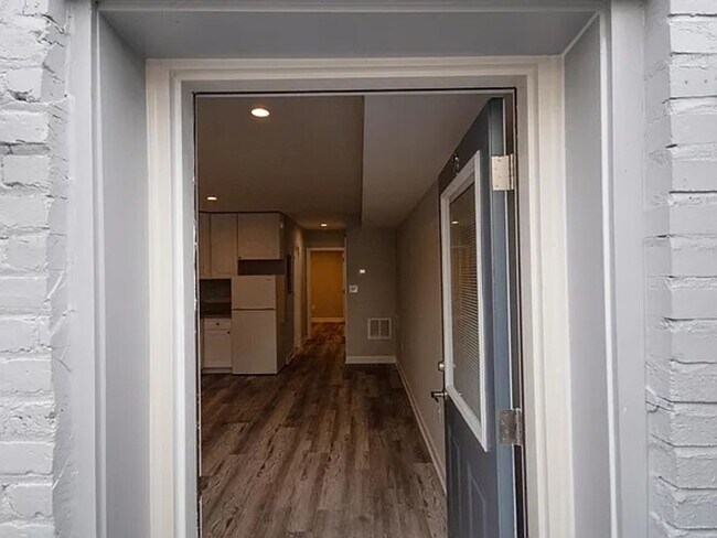 Building Photo - 111 Rhode Island Ave NW