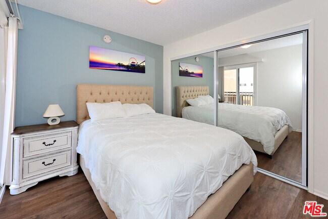 Building Photo - 3600 Bagley Ave