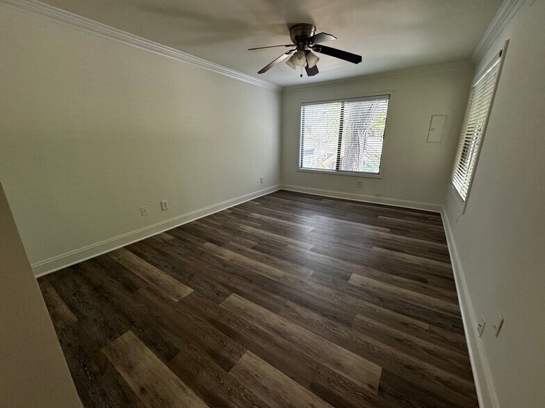 Building Photo - 9962 Hellingly Pl