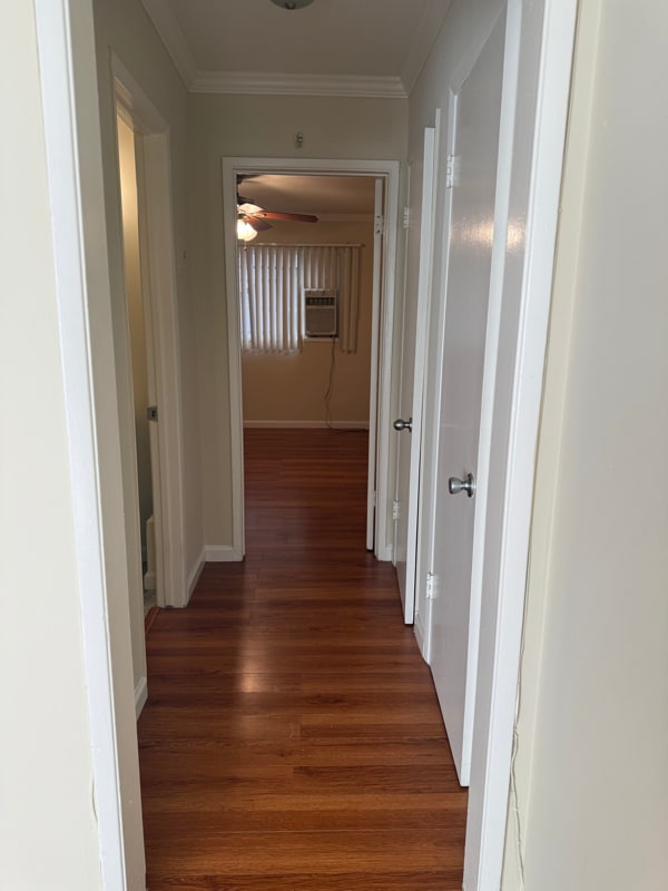 Building Photo - 10970 Bluffside Dr