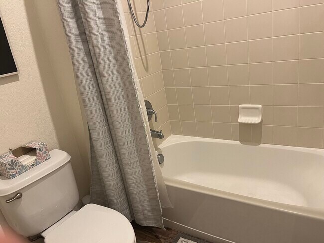 Building Photo - 1205 Colorado Dr