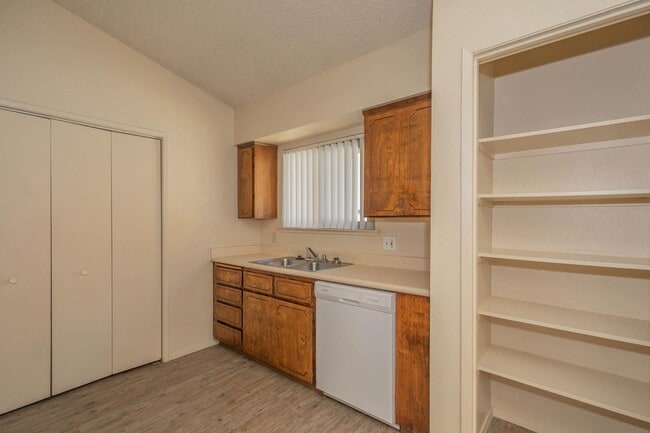 Floorplan - Vantage Pointe West