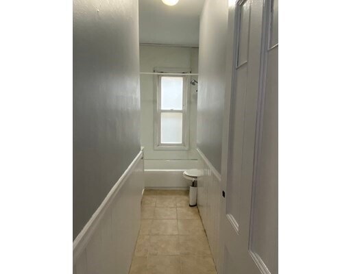 Building Photo - 10-12 Bourne St
