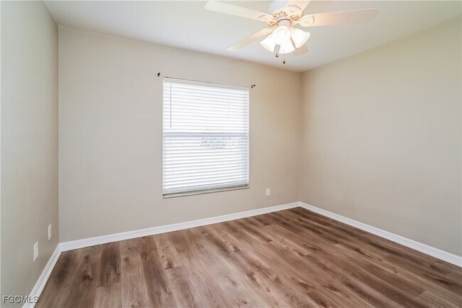 Building Photo - 8434 Blackberry Rd