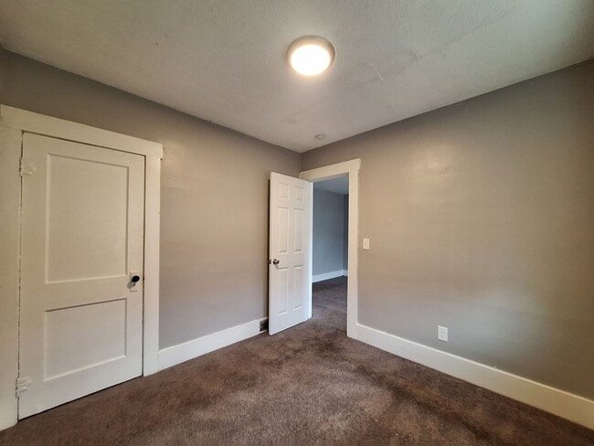 Building Photo - Welcome Home!