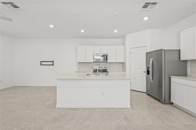 Building Photo - 13161 Stillmont Pl