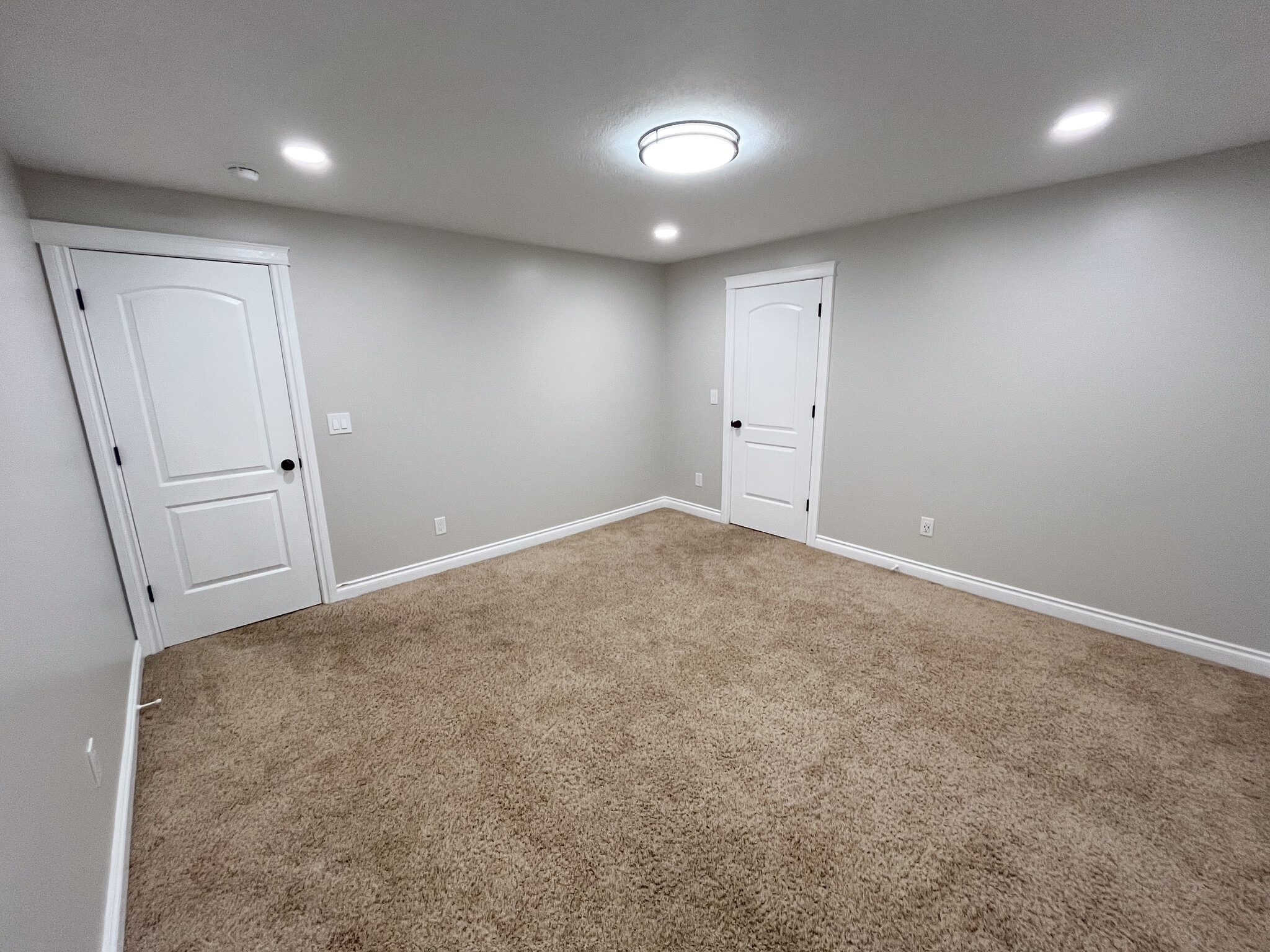 Private bedroom - 1266 W 475 S