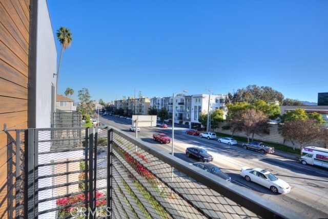 Building Photo - 11639 Burbank Blvd