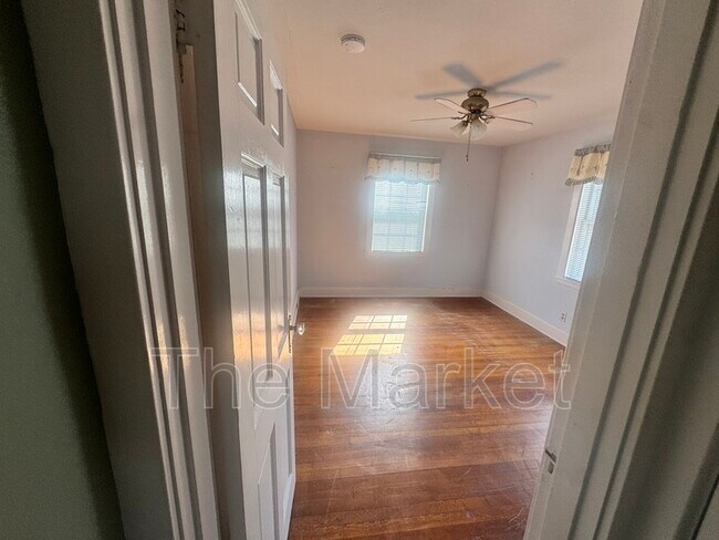 Building Photo - 75 Avalon Ave