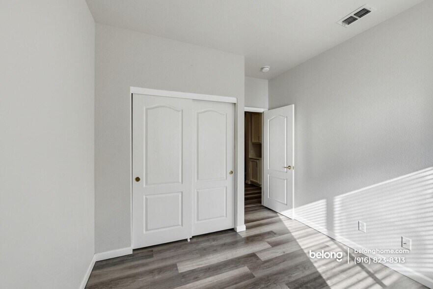 Building Photo - 357 Hatton Ct