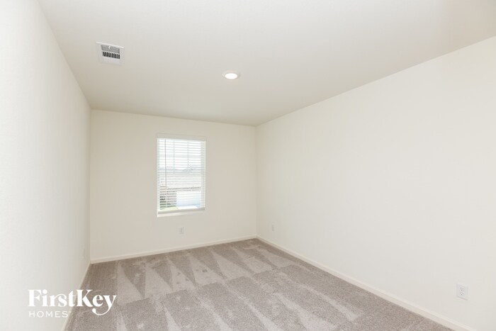 Building Photo - 8361 Stovepipe Dr