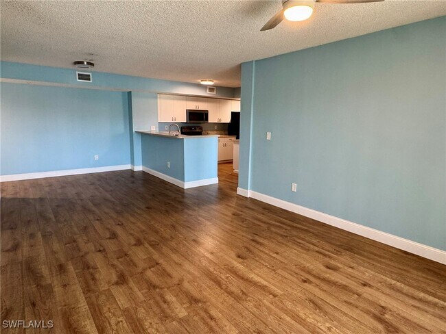 Building Photo - 1840 Florida Club Cir