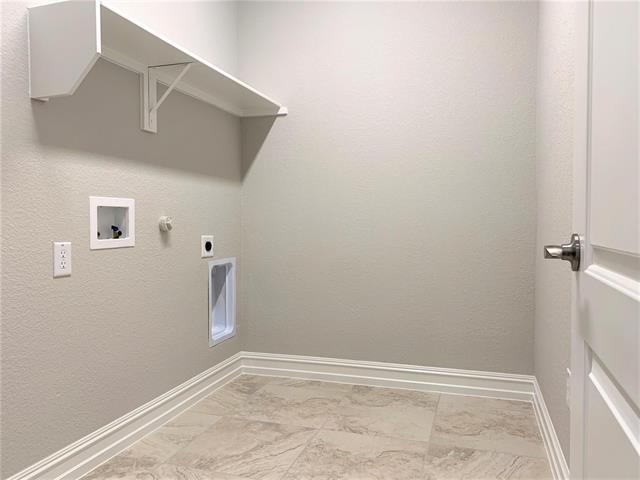 Building Photo - 3724 Holley Ridge Way