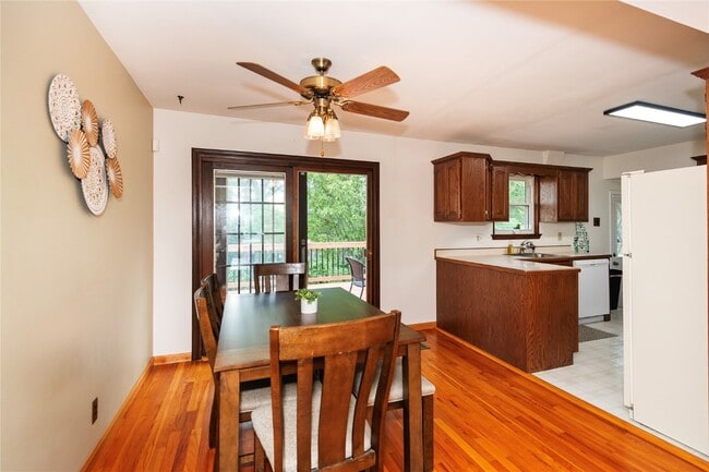 Building Photo - 10411 Antrim Dr