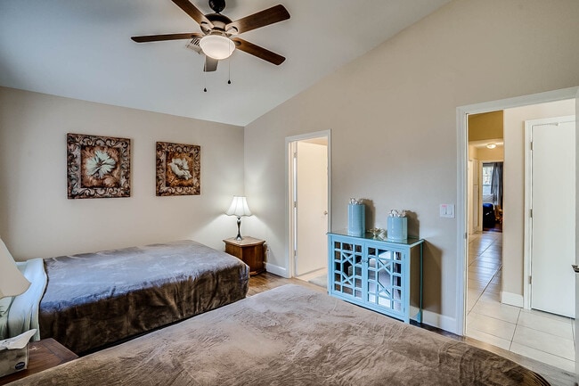 Building Photo - 4385 E Campo Bello Dr