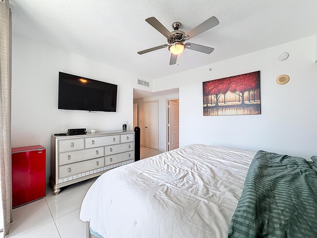 Building Photo - 450 N Federal Hwy