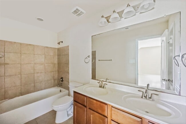 Building Photo - 12814 Bedell Bridge Ln