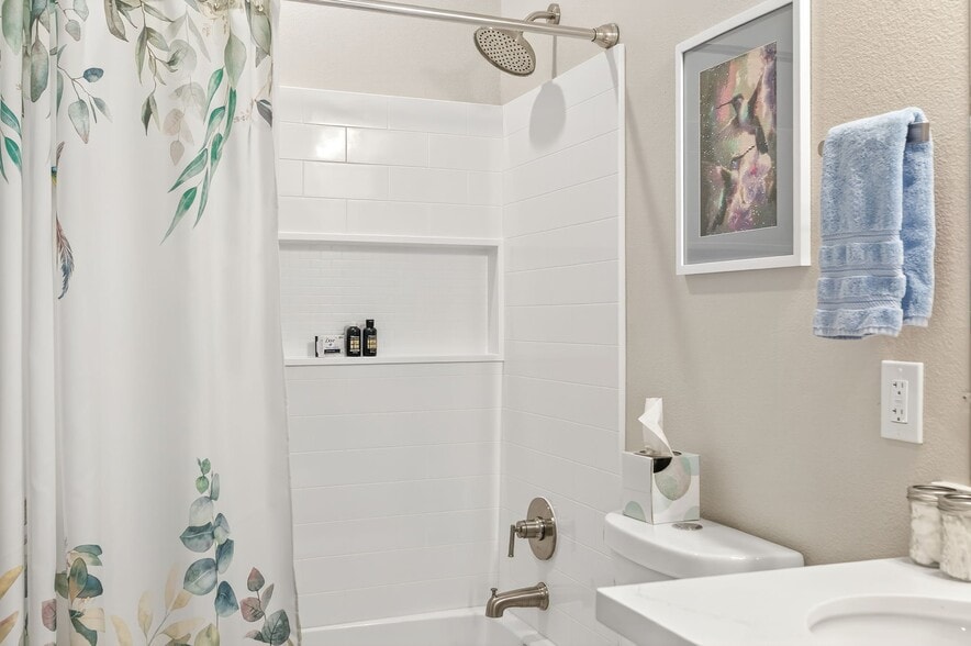 Building Photo - 5896 Angelic Dreams Ct
