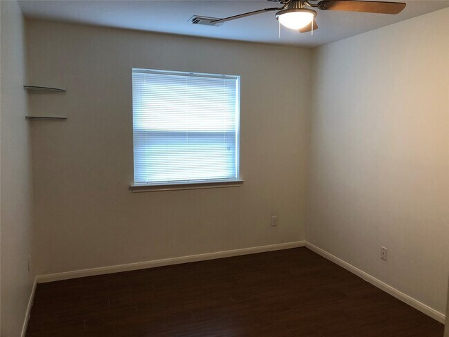 Building Photo - 3103 Indigo Ln