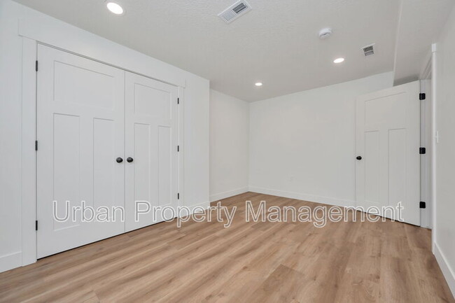 Building Photo - 4011 Serenity Ln