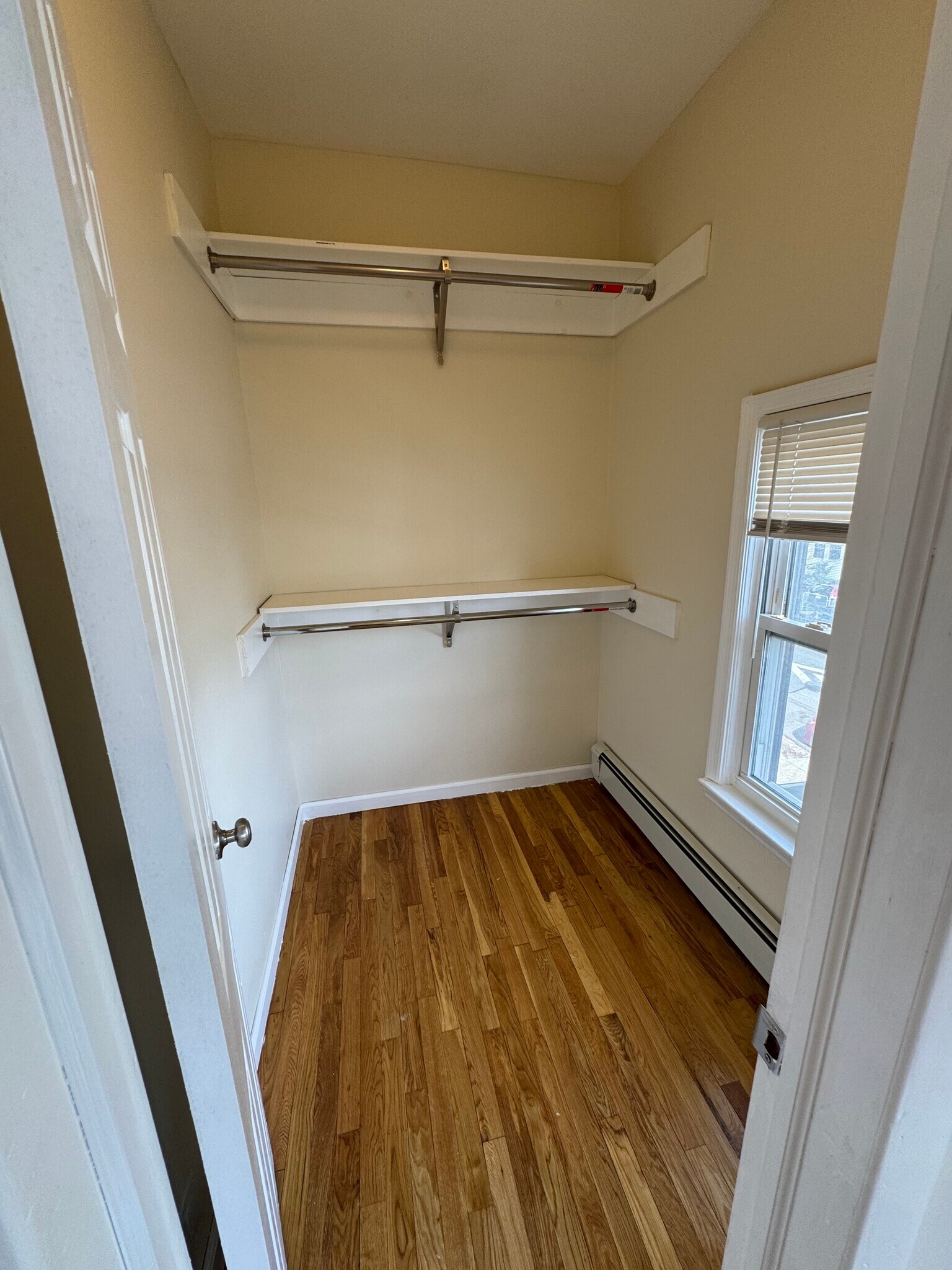 Building Photo - 37 Gautier Ave