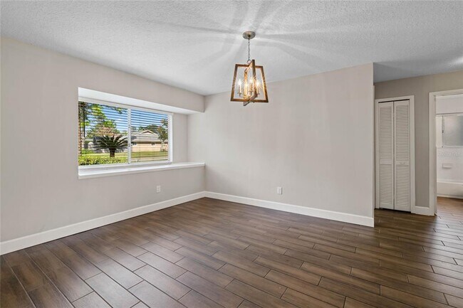 Building Photo - 385 N Crossbeam Dr