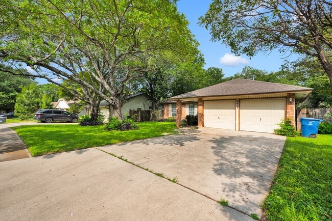 Building Photo - 6427 Ridge Pl St