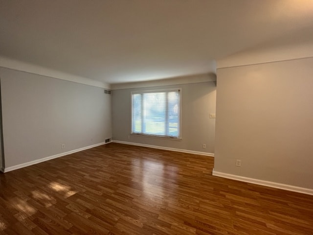 Building Photo - 220 S Manitou Ave