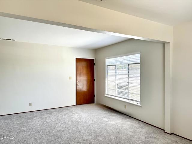 Building Photo - 520 Linwood Ave