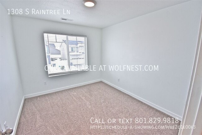 Building Photo - 1308 S Raintree Ln